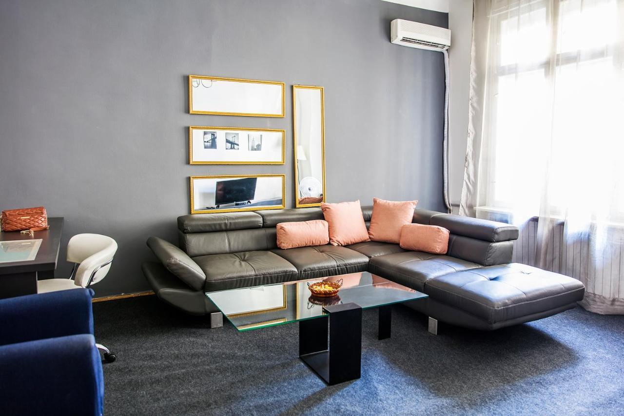 Hearth Of Belgrade Apartment Luaran gambar